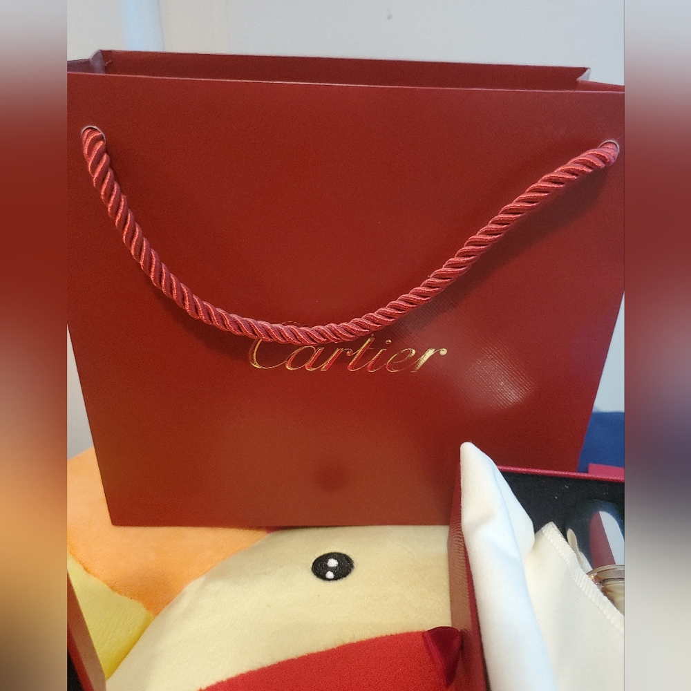 Cartier Gift Set - Picture 3 of 5